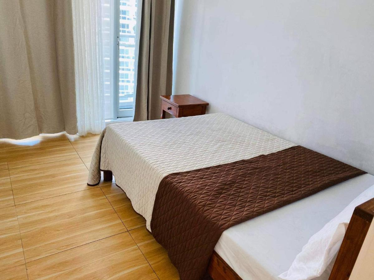 Azure C2 Balcony Wifi Near Mall Airport Multiple Units Paranaque City Luaran gambar